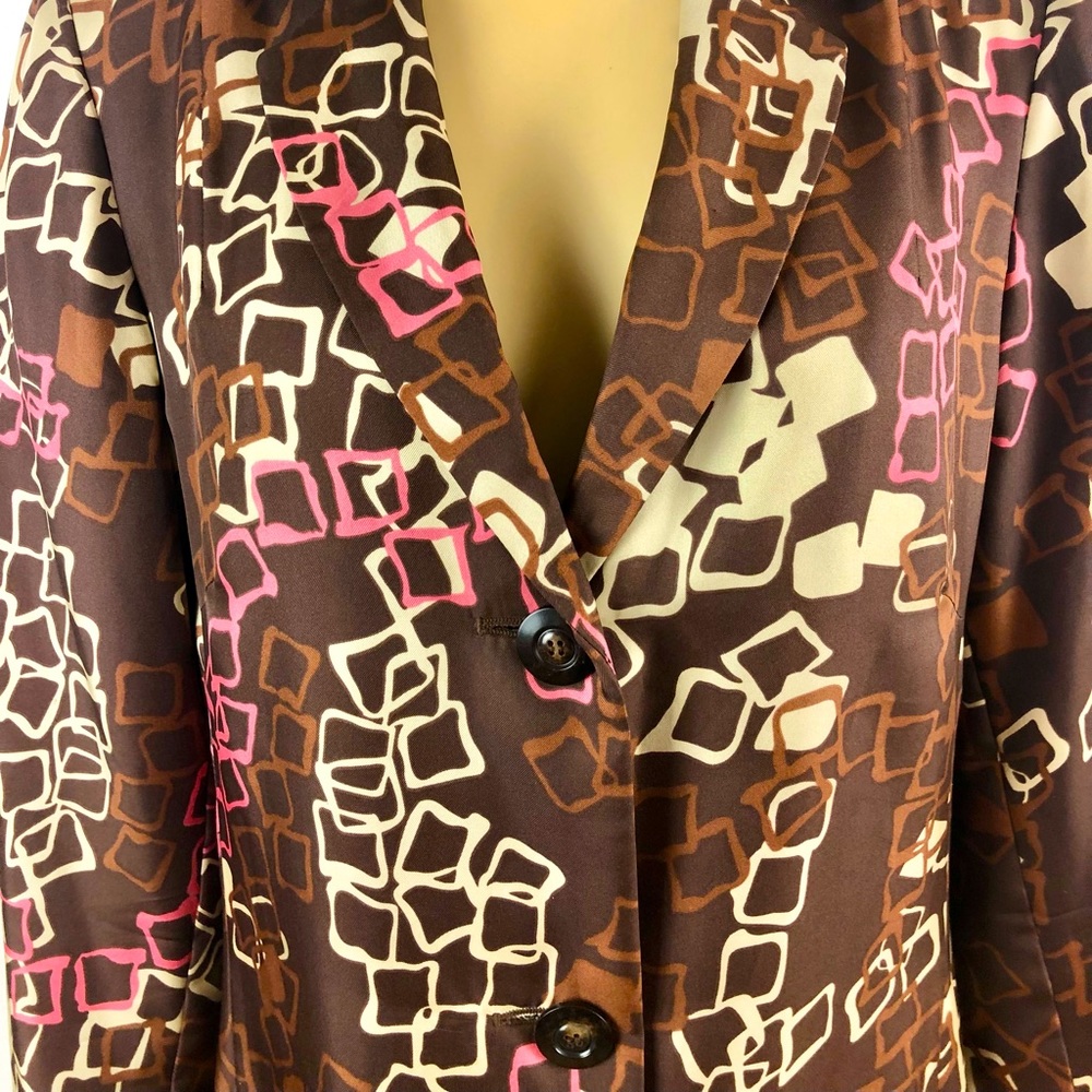 Gorgeous 100% long silk coat, medium brown and creamy white & pink mod design 8